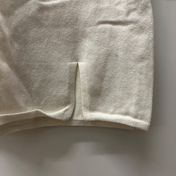 Long Sleeve Abercrombie & Fitch Sweater Dress - Picture 2 of 6